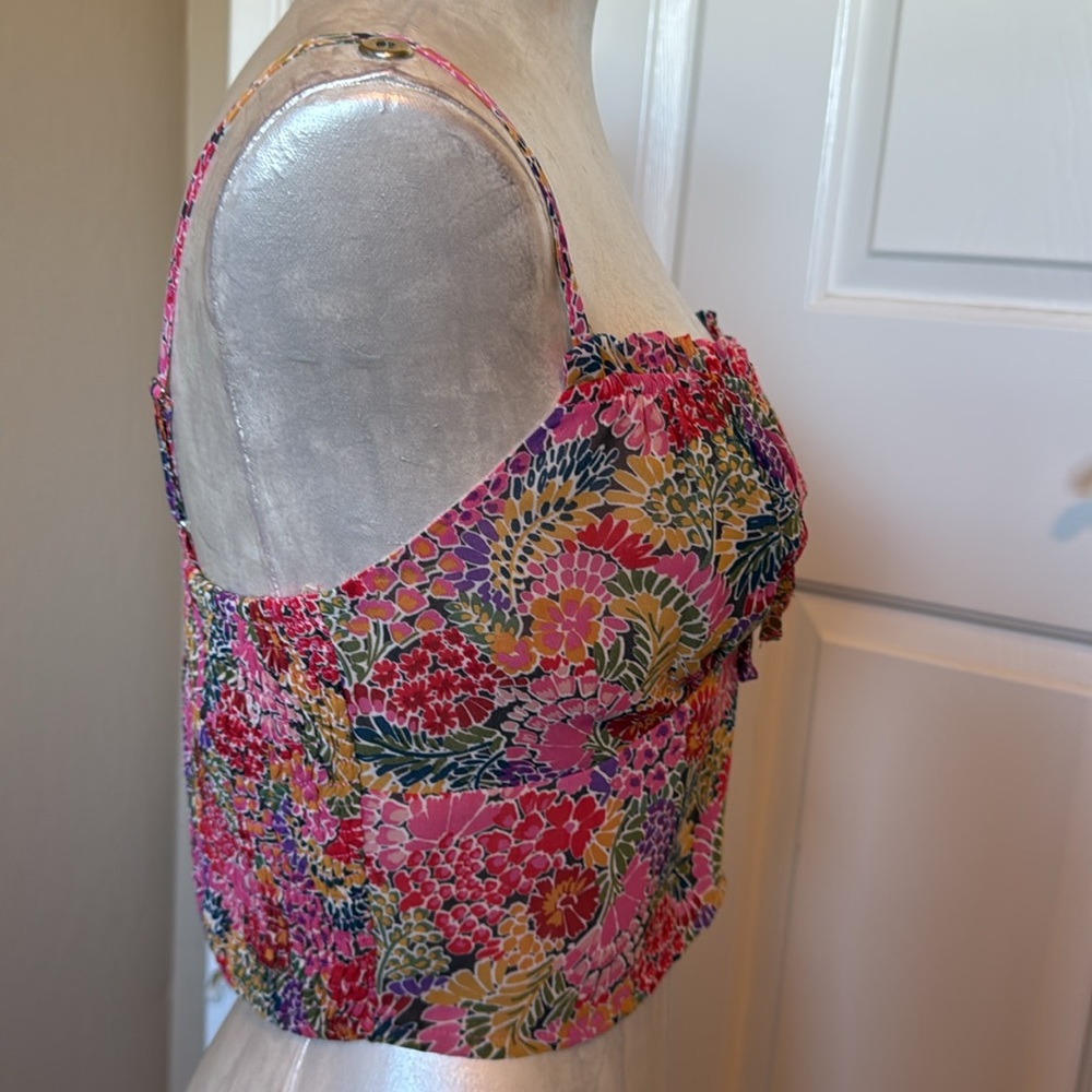 Azoe Women’s Floral Cropped Top Spaghetti straps- Size Large - Picture 3 of 10
